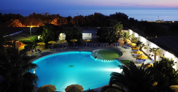 Hotel Marina Club 4 stelle Baia Domizia